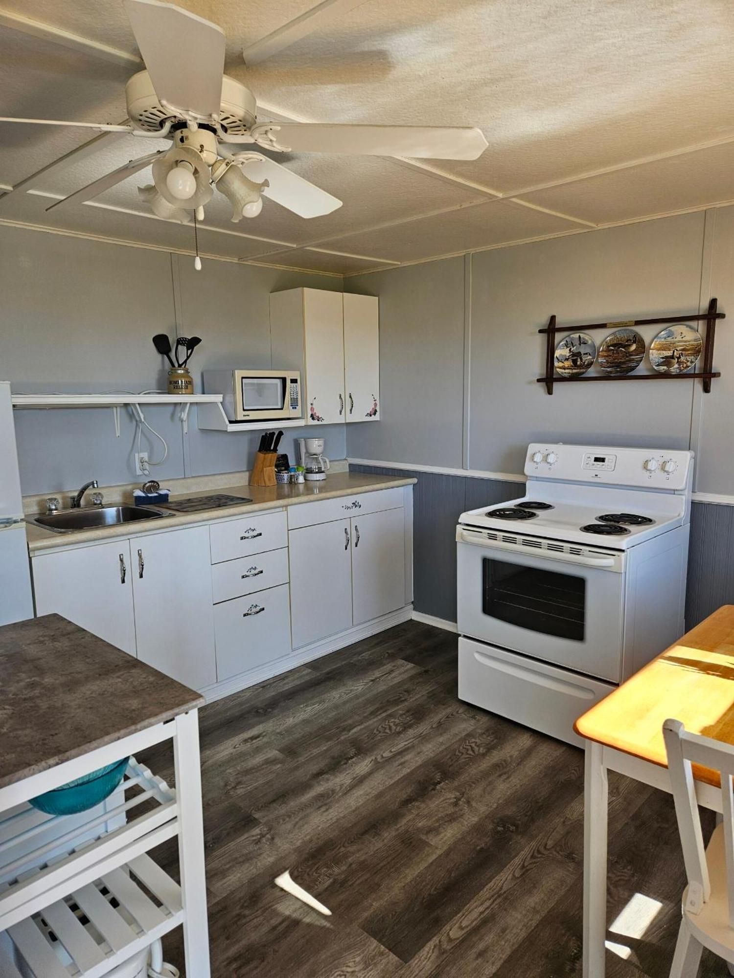 Carleton Inn & Cottages Bridgetown Екстер'єр фото